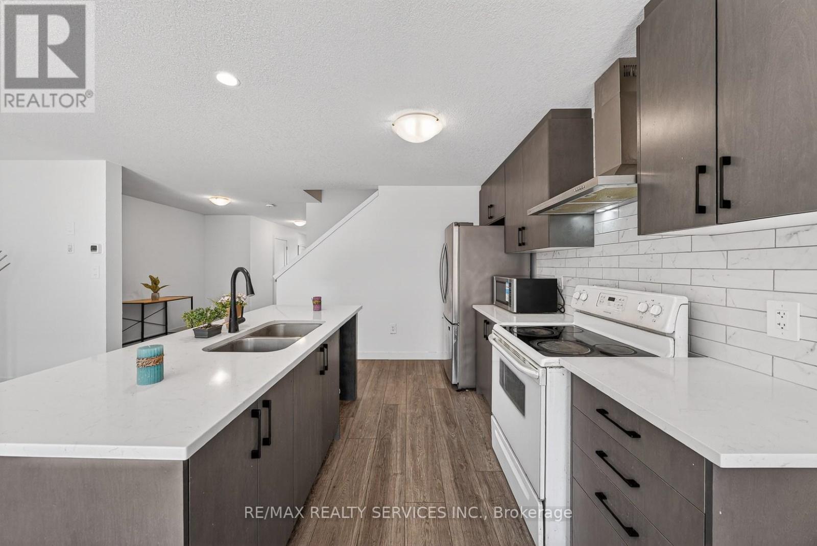 95 Queensbrook Crescent, Cambridge, Ontario  N1S 0E5 - Photo 18 - X13203230
