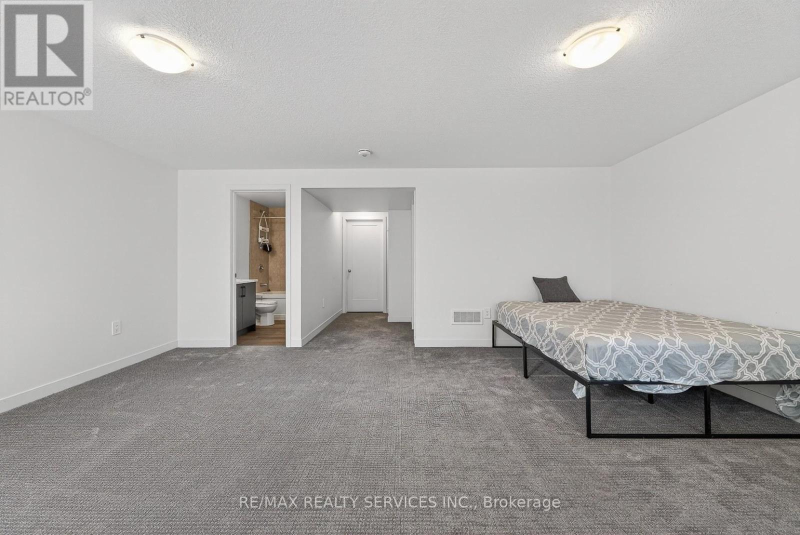 95 Queensbrook Crescent, Cambridge, Ontario  N1S 0E5 - Photo 42 - X13203230