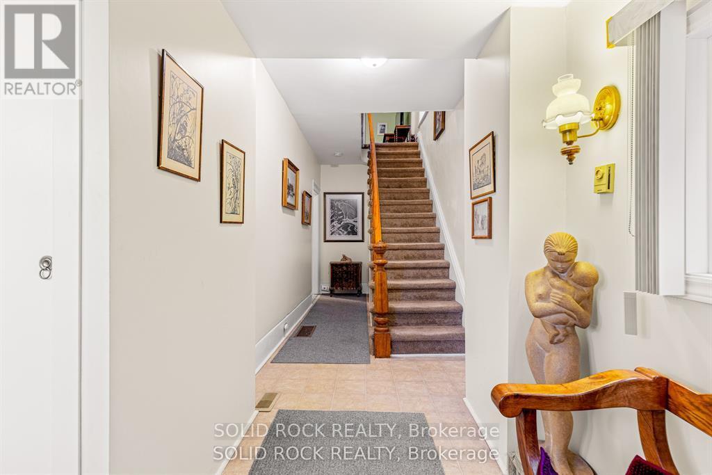 352 New Street, Edwardsburgh/cardinal, Ontario  K0E 1E0 - Photo 10 - X12951970