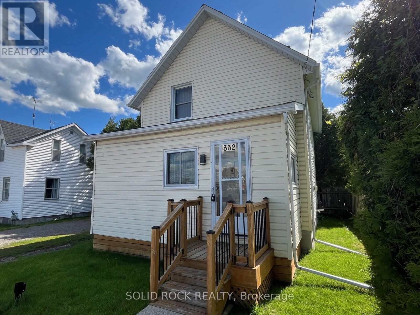 352 NEW STREET, Edwardsburgh/Cardinal, Ontario