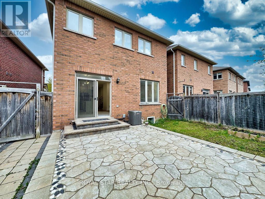 351 Giddings Crescent, Milton, Ontario  L9T 7A4 - Photo 47 - W13201646