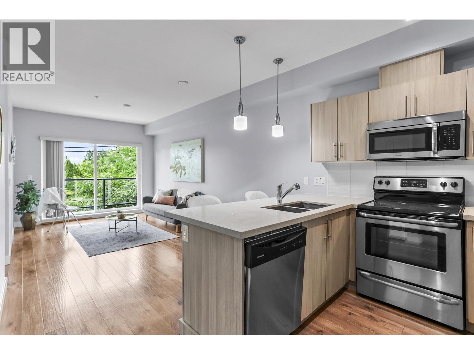 211 12070 227 Street, Maple Ridge, British Columbia  V2X 9H2 - Photo 4 - R3128835