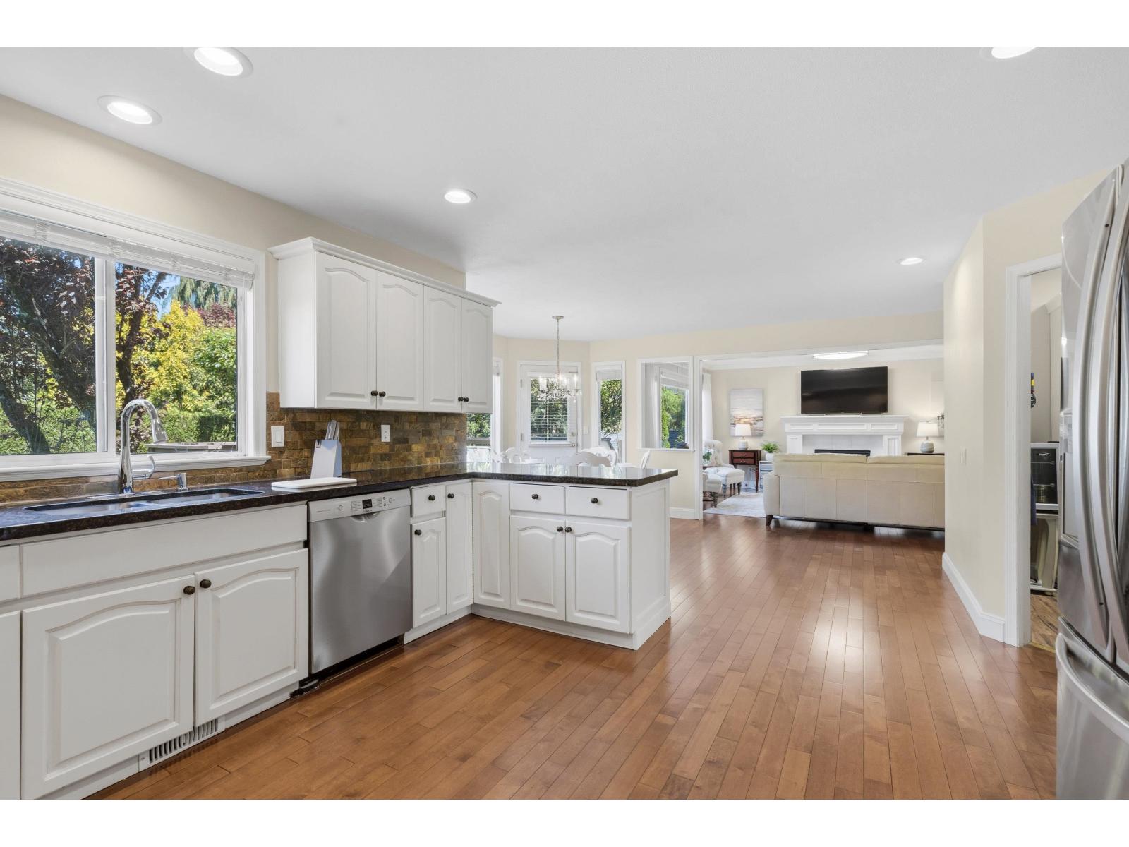 17139 102a Avenue, Surrey, British Columbia  V4N 3L2 - Photo 13 - R3128447