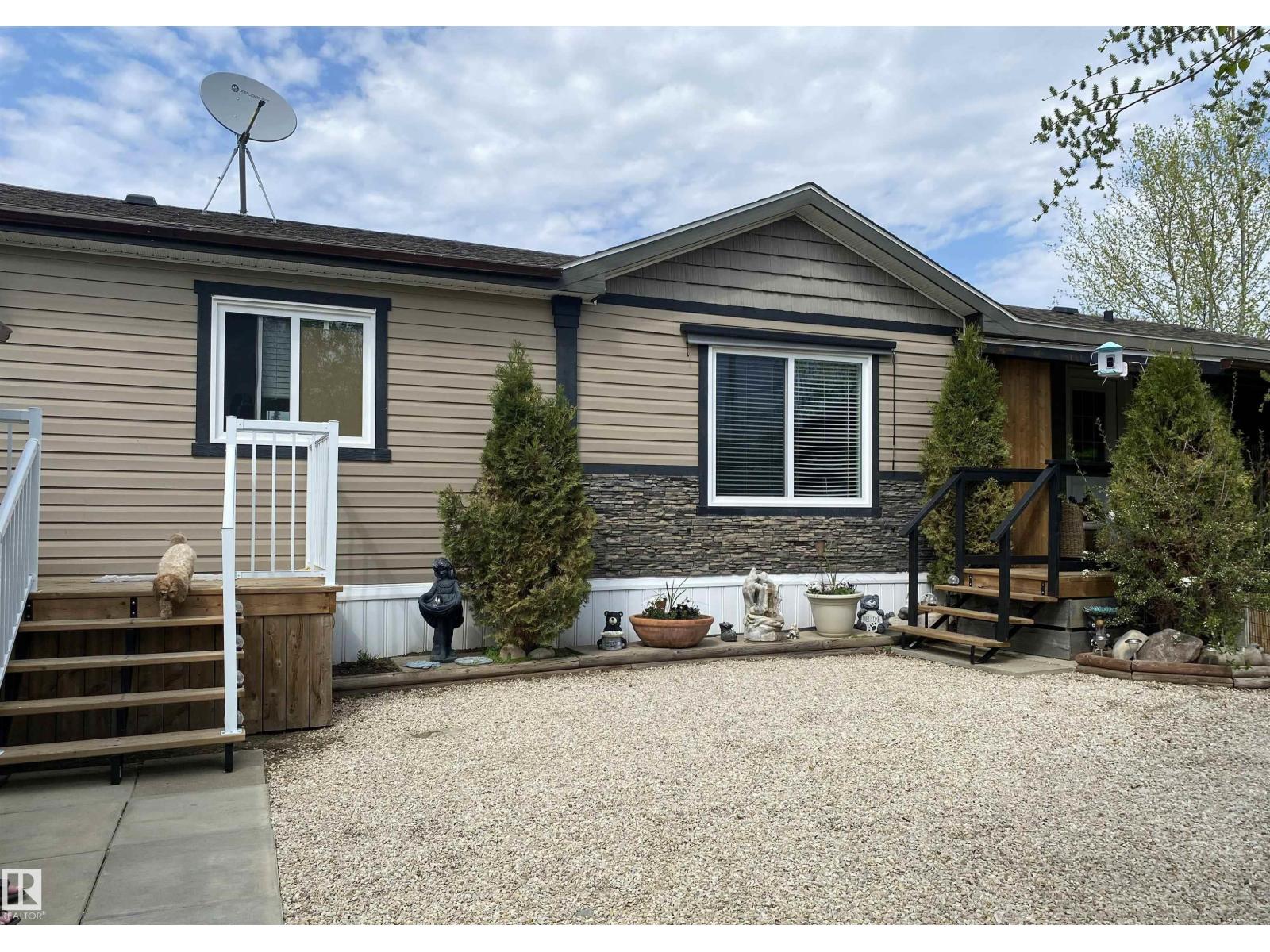 2971 Townsite Cr, Calling Lake, Alberta  T0G 0K0 - Photo 1 - E4472173