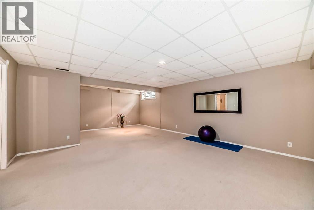 1405 Shawnee Road Sw, Calgary, Alberta  T2Y 2T1 - Photo 38 - A2310138