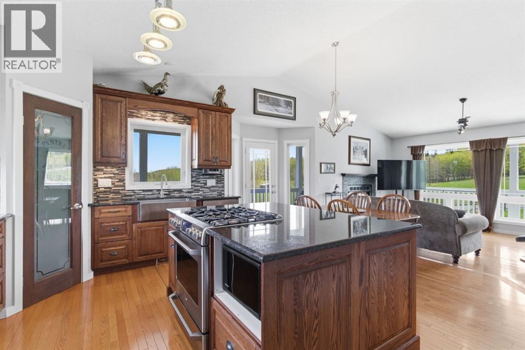 29302 Range Road 51, Rural Mountain View County, Alberta  T0M 2E0 - Photo 10 - A2314368