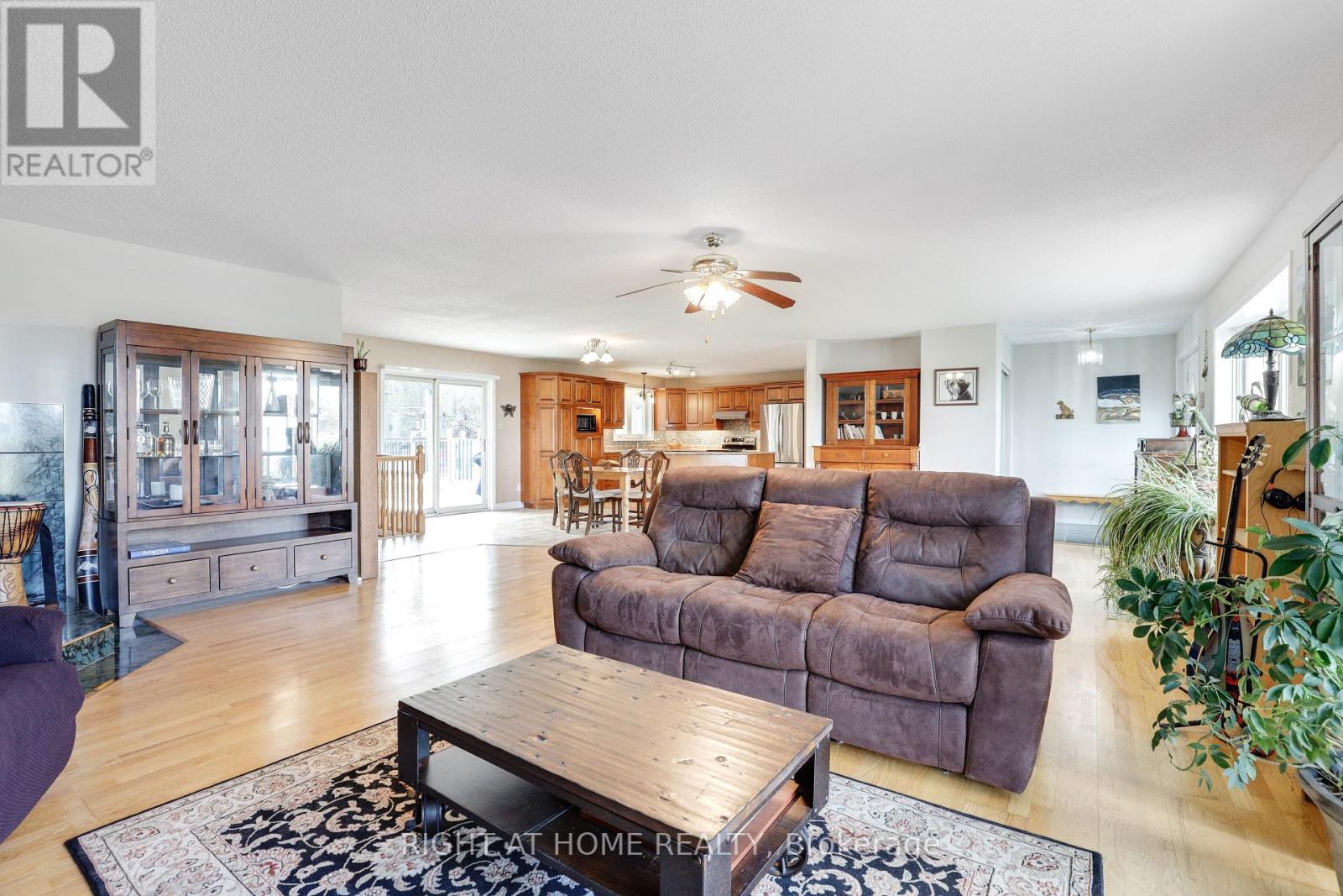 902 Rue Elizabeth Street, Alfred And Plantagenet, Ontario  K0B 1C0 - Photo 9 - X13203984