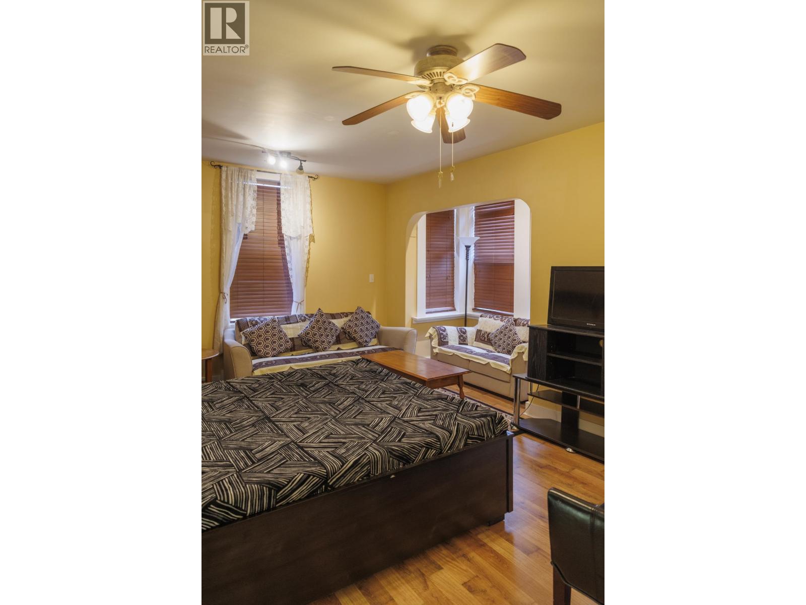 421 Main Street, Mcbride, British Columbia V0J 2E0 - Photo 11 - C8079080
