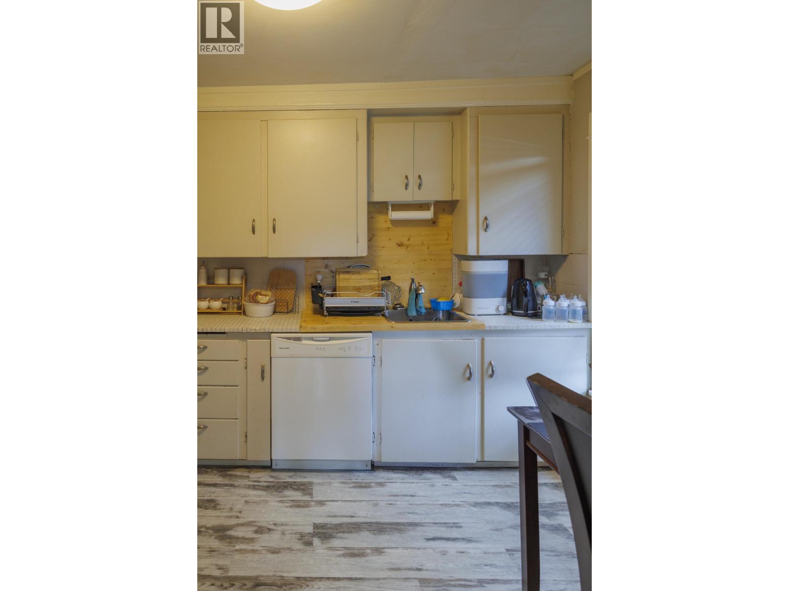 421 Main Street, Mcbride, British Columbia V0J 2E0 - Photo 21 - C8079080