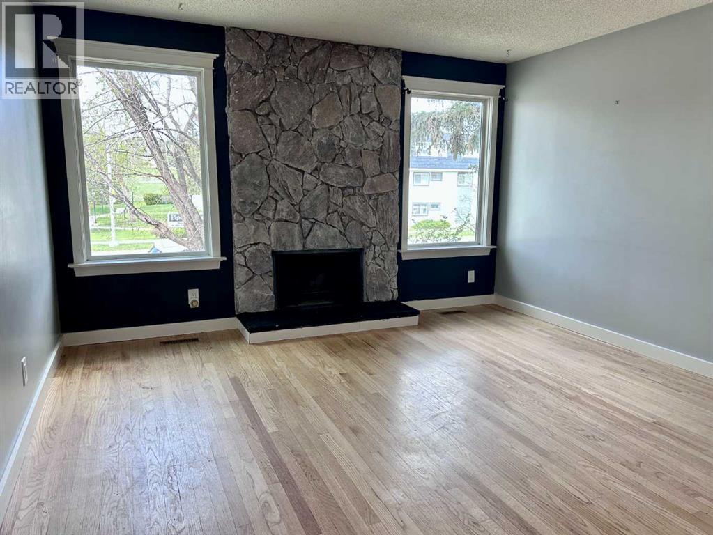 3116 51 Street SW, Calgary, Alberta  T3E 6R4 - Photo 3 - A2310719