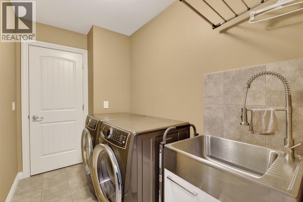 2 Ranchers Green, Okotoks, Alberta  T1S 0G6 - Photo 30 - A2311245