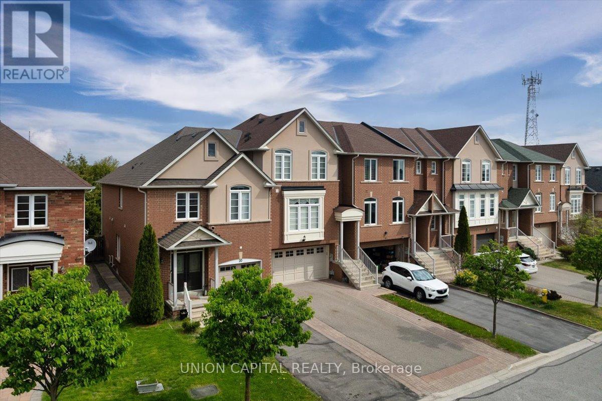 18 Honeywood Road, Vaughan, Ontario  L4J 9C2 - Photo 4 - N13067604