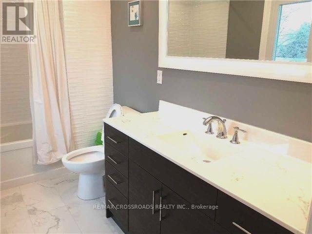 20 Apollo Drive, Toronto, Ontario  M3B 2G8 - Photo 11 - C13203268