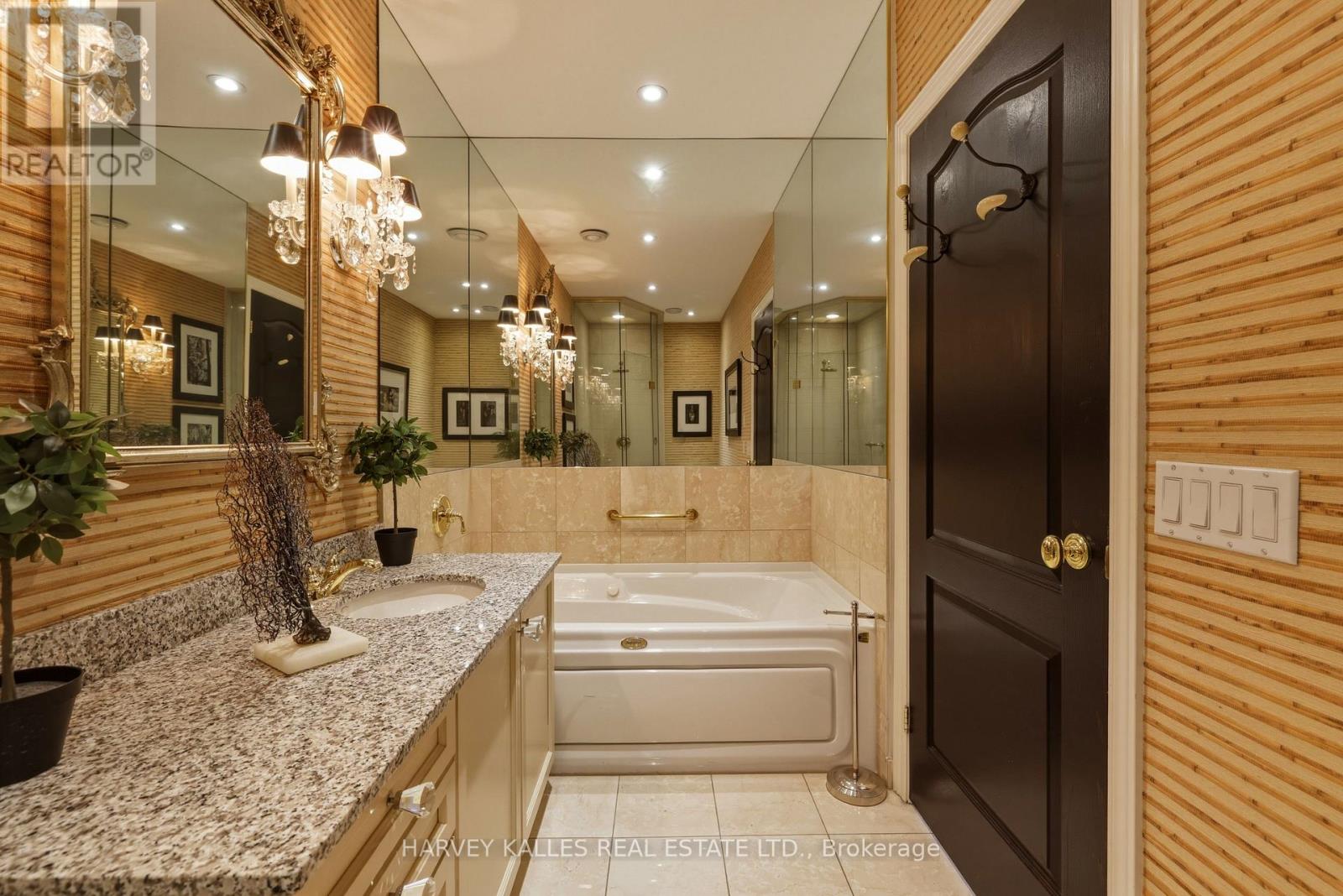 21 - 260 Russell Hill Road, Toronto (Casa Loma), Ontario  M4V 2T3 - Photo 37 - C13203512