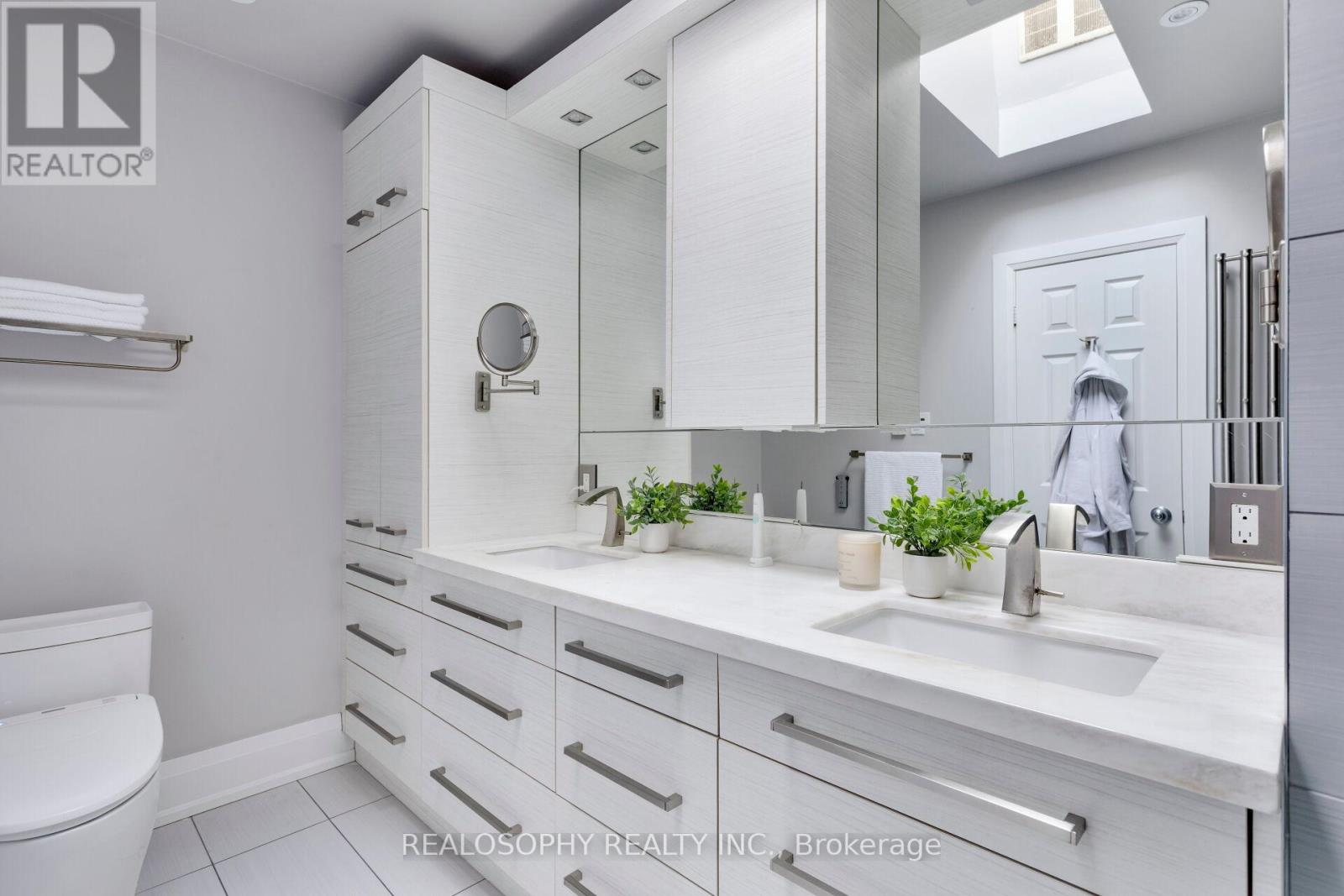 432 Merton Street, Toronto, Ontario  M4S 1B3 - Photo 17 - C13203912