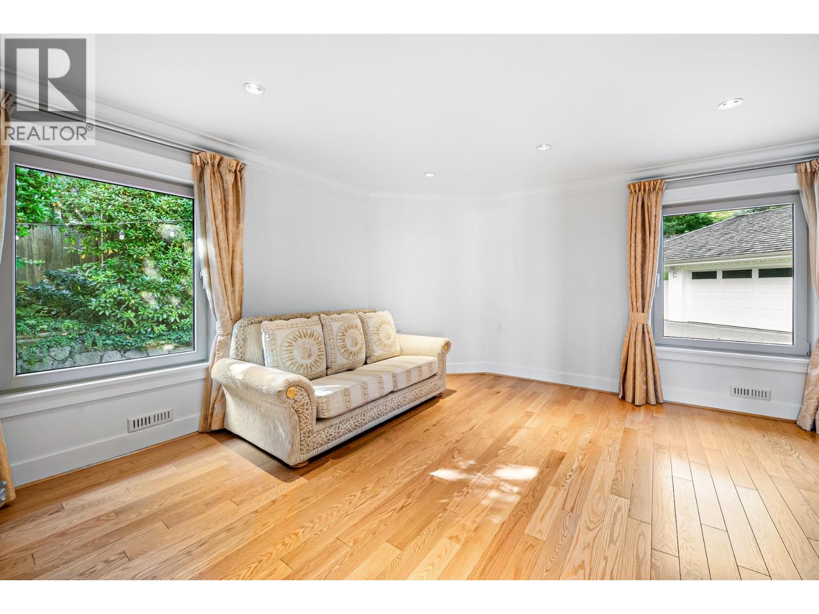 1361 Mathers Avenue, West Vancouver, British Columbia  V7T 2G5 - Photo 10 - R3128775