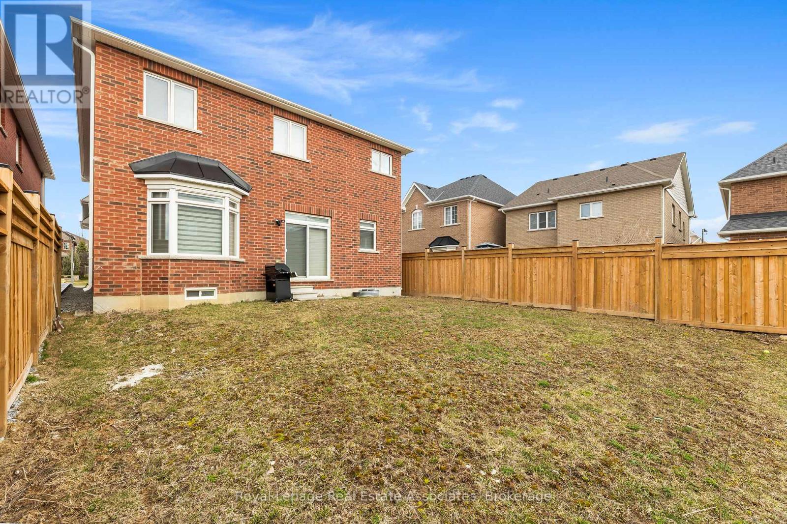 1796 Grandview Street N, Oshawa, Ontario  L1K 0B1 - Photo 3 - E13203354