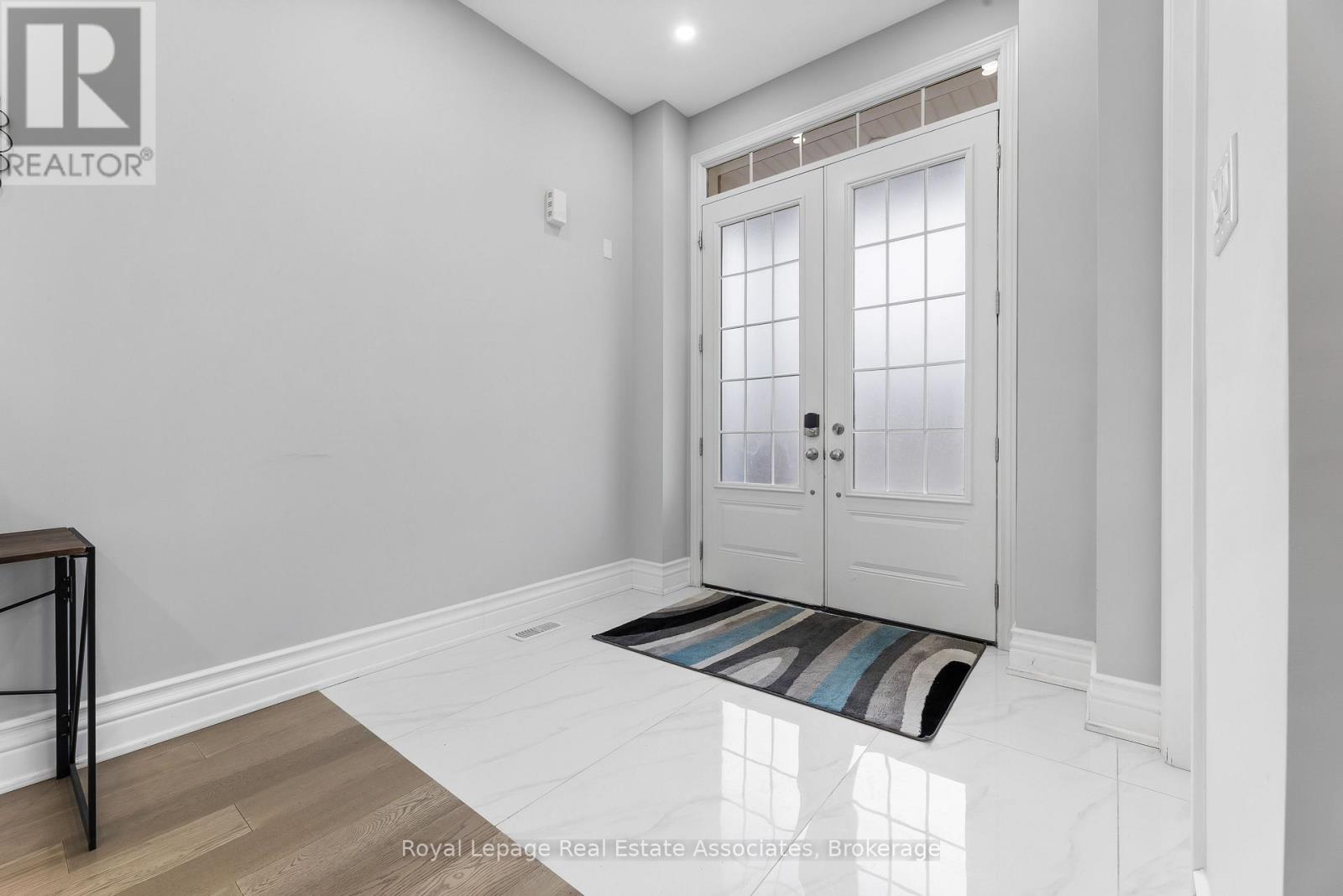 1796 Grandview Street N, Oshawa, Ontario  L1K 0B1 - Photo 4 - E13203354