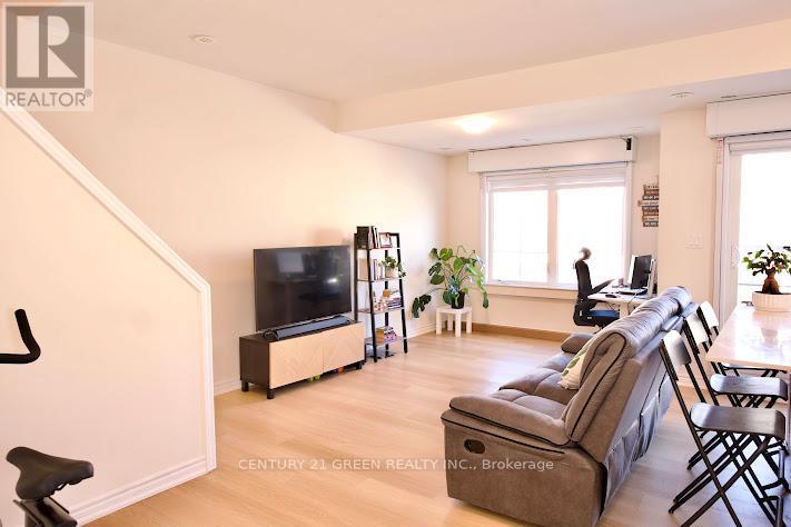 8 - 480 Beresford Path, Oshawa, Ontario  L1H 0B2 - Photo 6 - E13203708