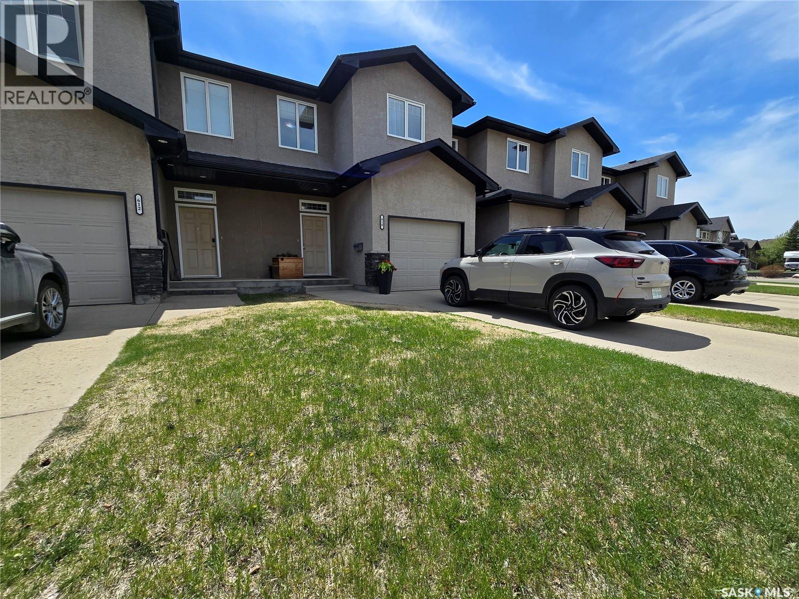 610 Barber Crescent, Weyburn, Saskatchewan  S4H 0M9 - Photo 1 - SK037355
