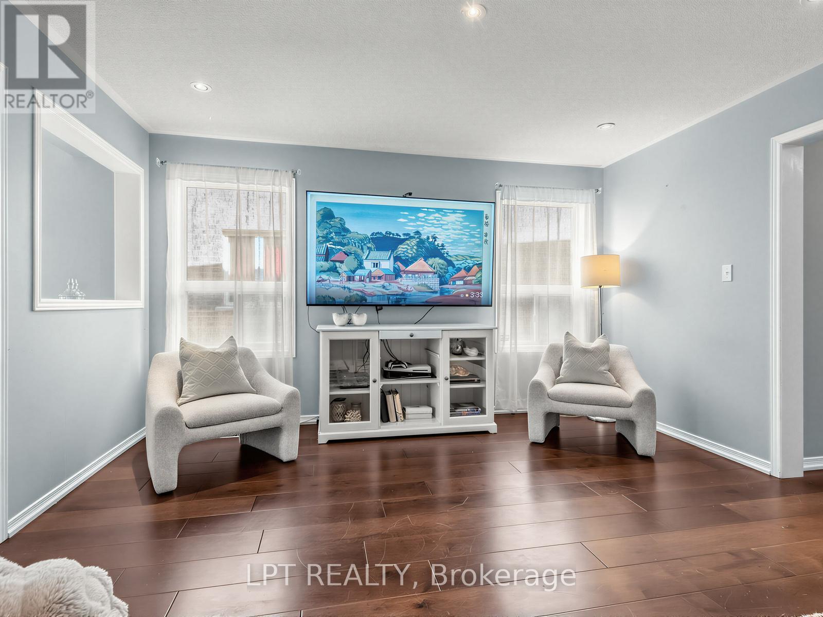 21 Amos Lehman Way, Whitchurch-Stouffville, Ontario  L4A 0J9 - Photo 11 - N13203542