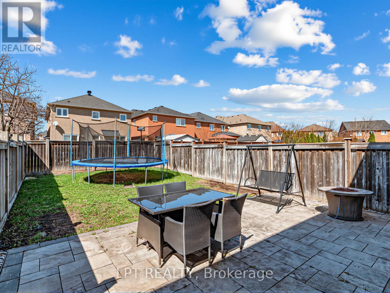 21 Amos Lehman Way, Whitchurch-Stouffville, Ontario  L4A 0J9 - Photo 30 - N13203542