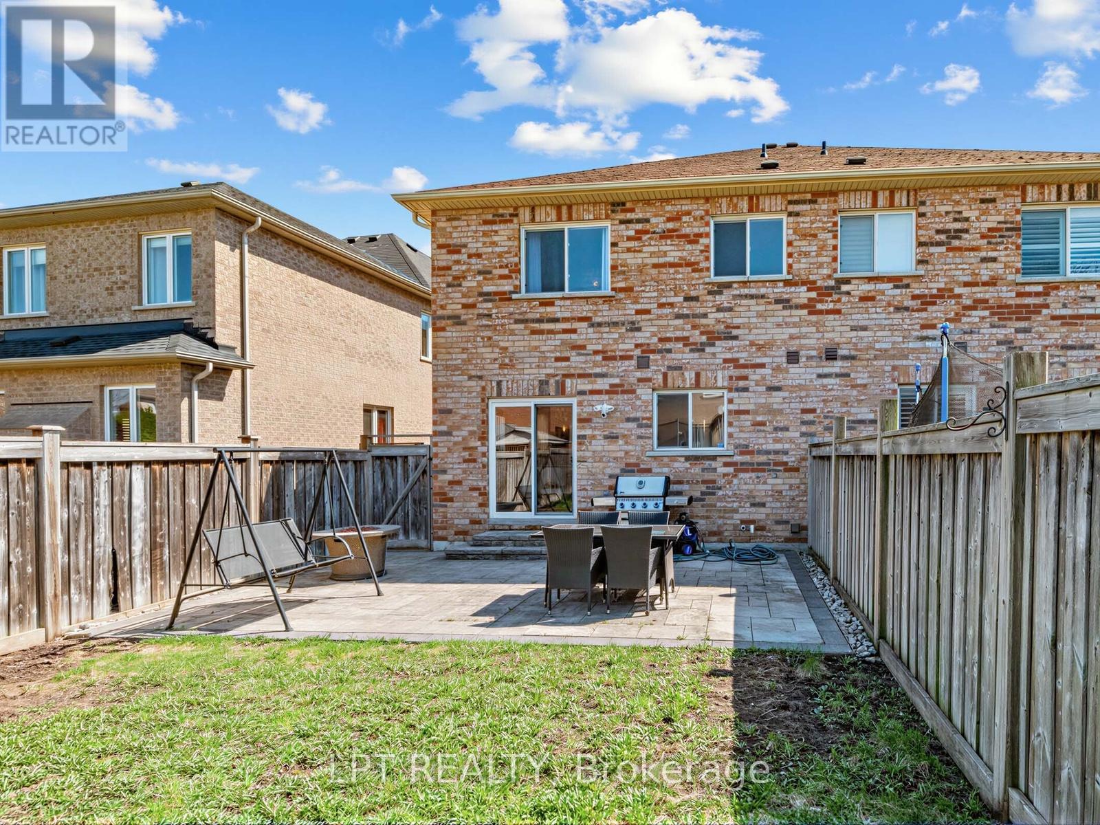 21 Amos Lehman Way, Whitchurch-Stouffville, Ontario  L4A 0J9 - Photo 31 - N13203542