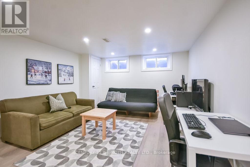 21 Belcourt Avenue, Barrie, Ontario  L4M 4E2 - Photo 31 - S13203506