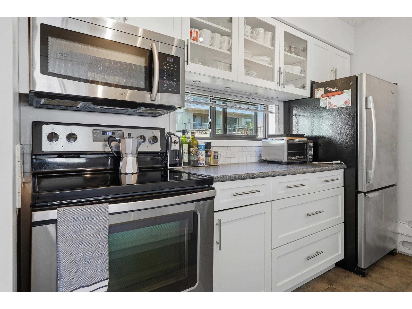 205 15041 Prospect Avenue, White Rock, British Columbia  V4B 2B5 - Photo 15 - R3128163