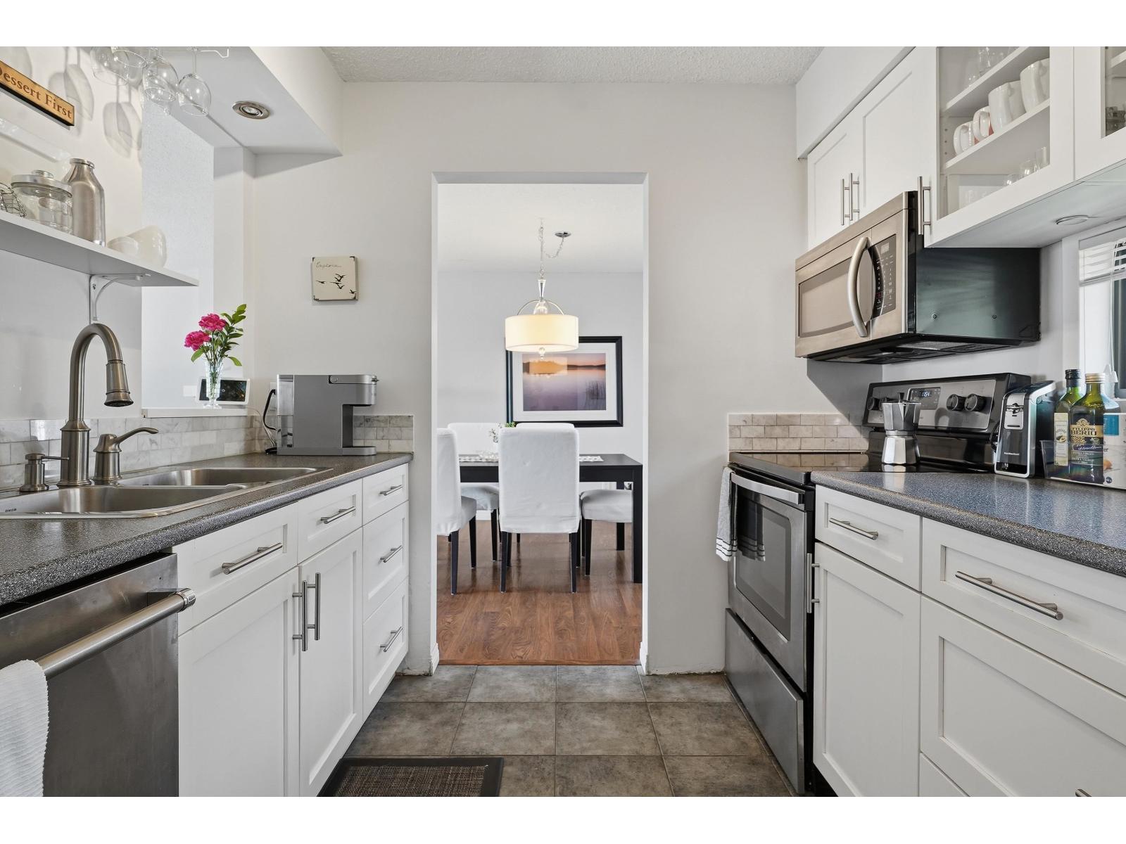 205 15041 Prospect Avenue, White Rock, British Columbia  V4B 2B5 - Photo 17 - R3128163