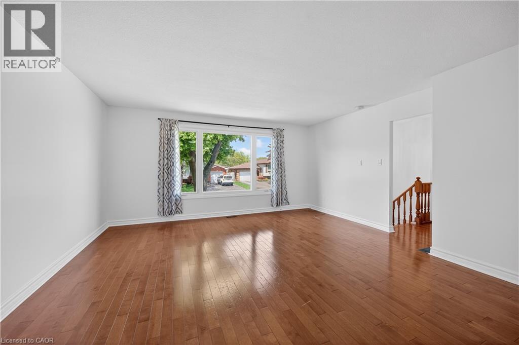 68 Duncairn Crescent, Hamilton, Ontario  L9C 6G1 - Photo 9 - 40833710