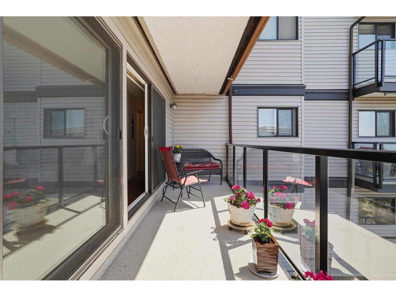 205 15041 Prospect Avenue, White Rock, British Columbia  V4B 2B5 - Photo 28 - R3128163