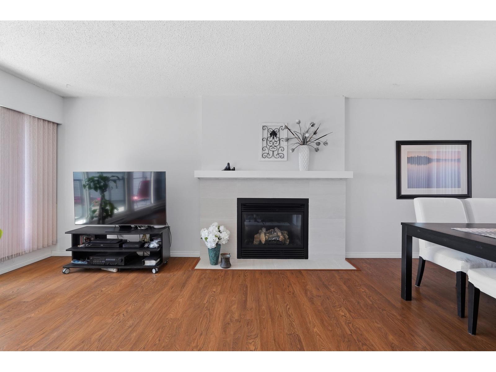 205 15041 Prospect Avenue, White Rock, British Columbia  V4B 2B5 - Photo 8 - R3128163