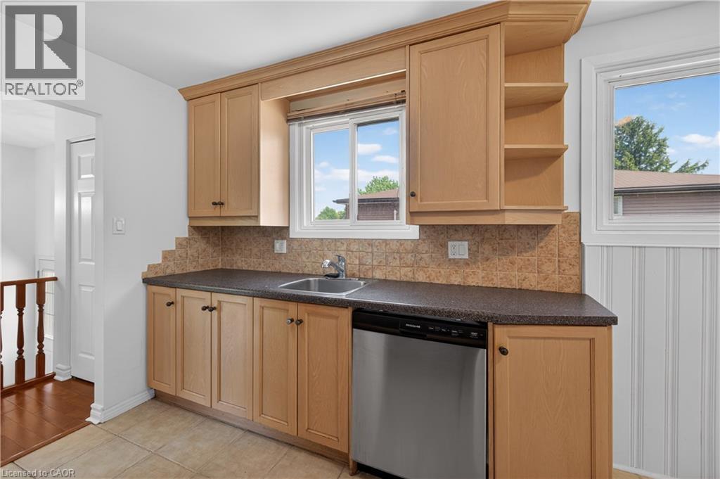 68 Duncairn Crescent, Hamilton, Ontario  L9C 6G1 - Photo 16 - 40833710