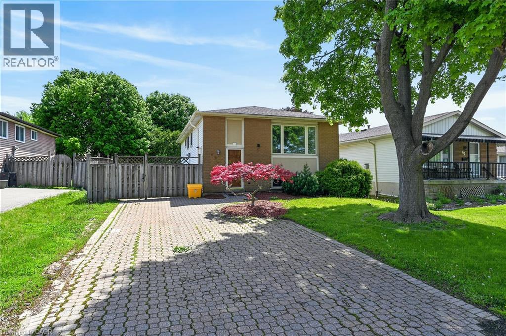 68 Duncairn Crescent, Hamilton, Ontario  L9C 6G1 - Photo 2 - 40833710