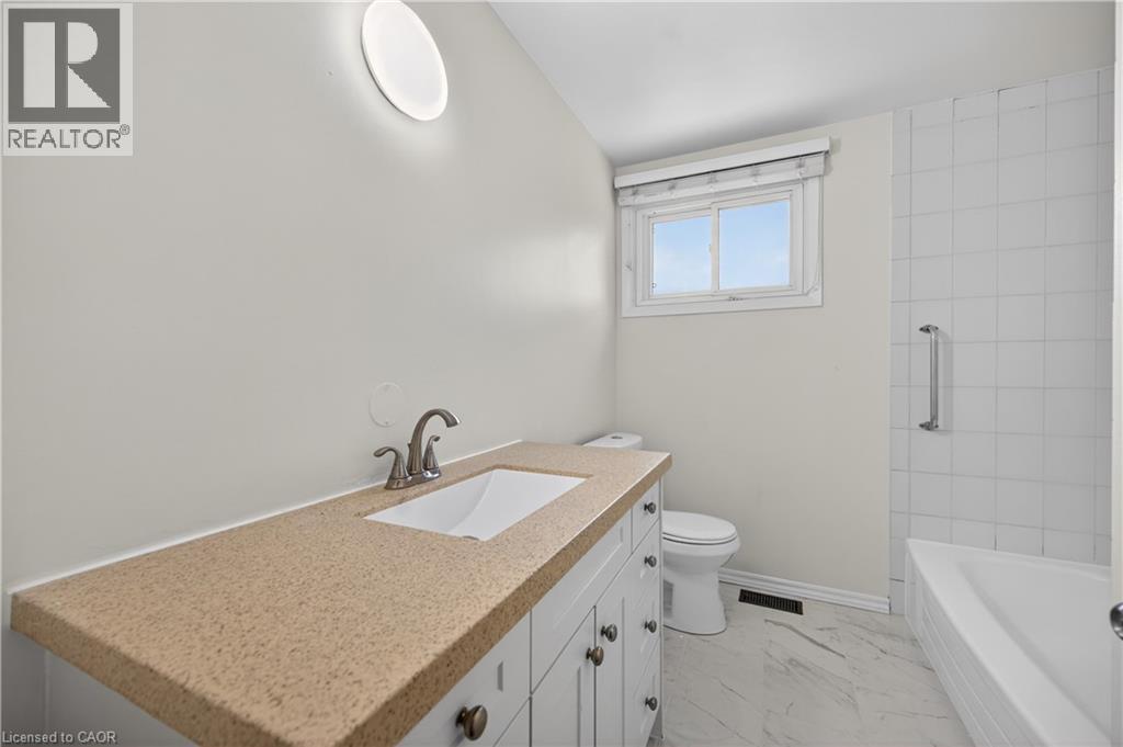 68 Duncairn Crescent, Hamilton, Ontario  L9C 6G1 - Photo 27 - 40833710