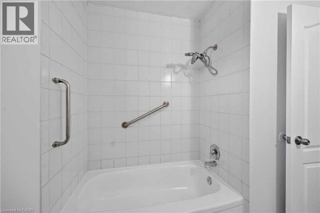 68 Duncairn Crescent, Hamilton, Ontario  L9C 6G1 - Photo 29 - 40833710