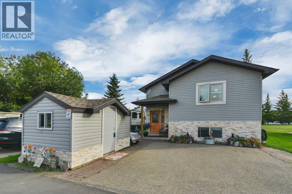 3070, 25074 South Pine Lake Road, Rural Red Deer County, Alberta  T0M 1S0 - Photo 1 - A2309260