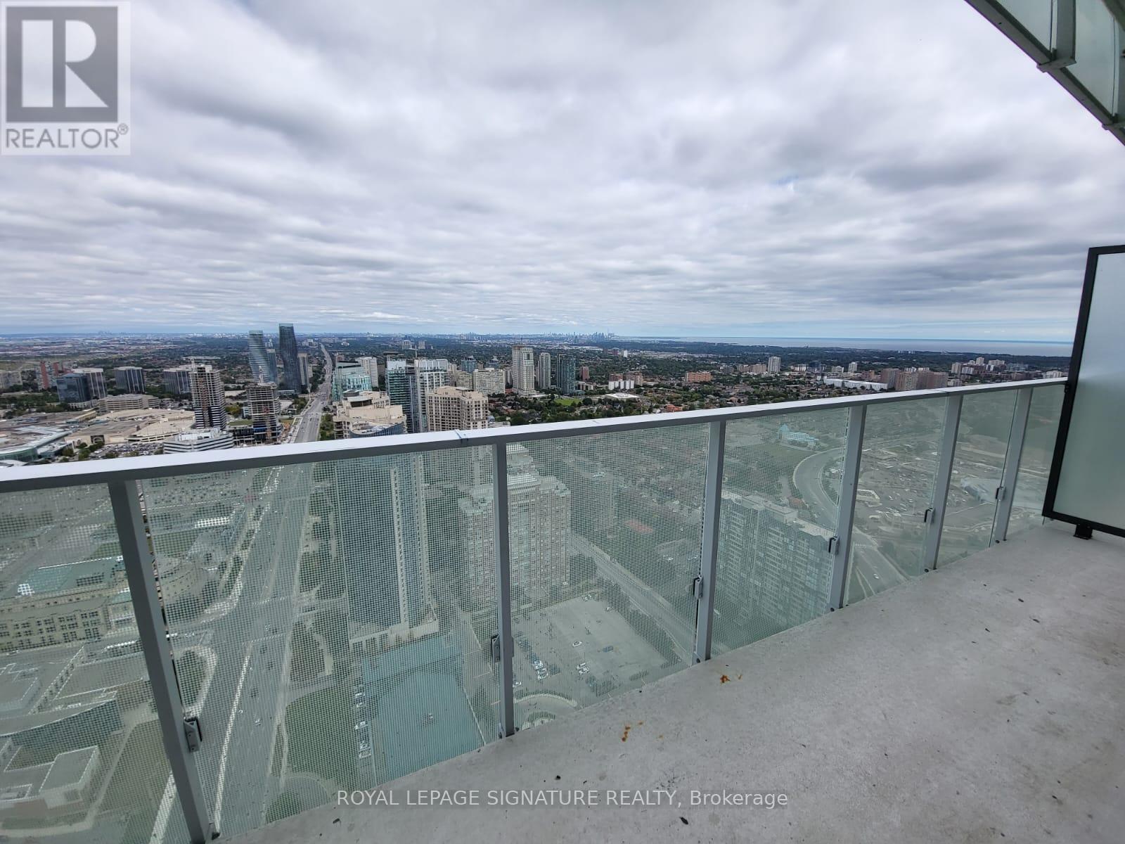 4711 - 3900 Confederation Parkway, Mississauga, Ontario  L5B 0M3 - Photo 11 - W13203528