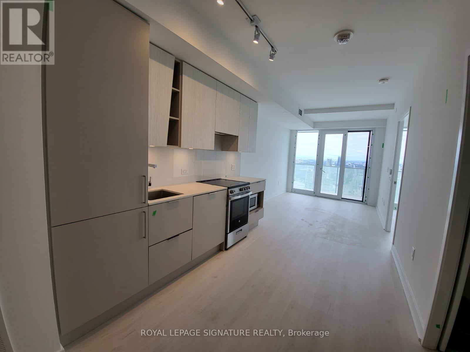 4711 - 3900 Confederation Parkway, Mississauga, Ontario  L5B 0M3 - Photo 4 - W13203528