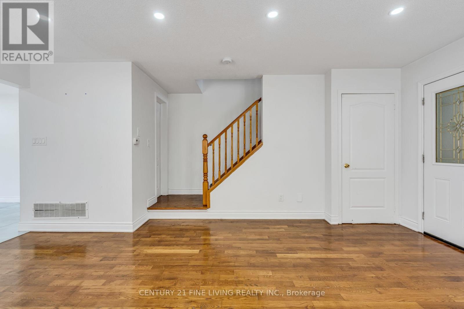 66 Secord Crescent, Brampton, Ontario  L6X 4Y8 - Photo 9 - W13203586