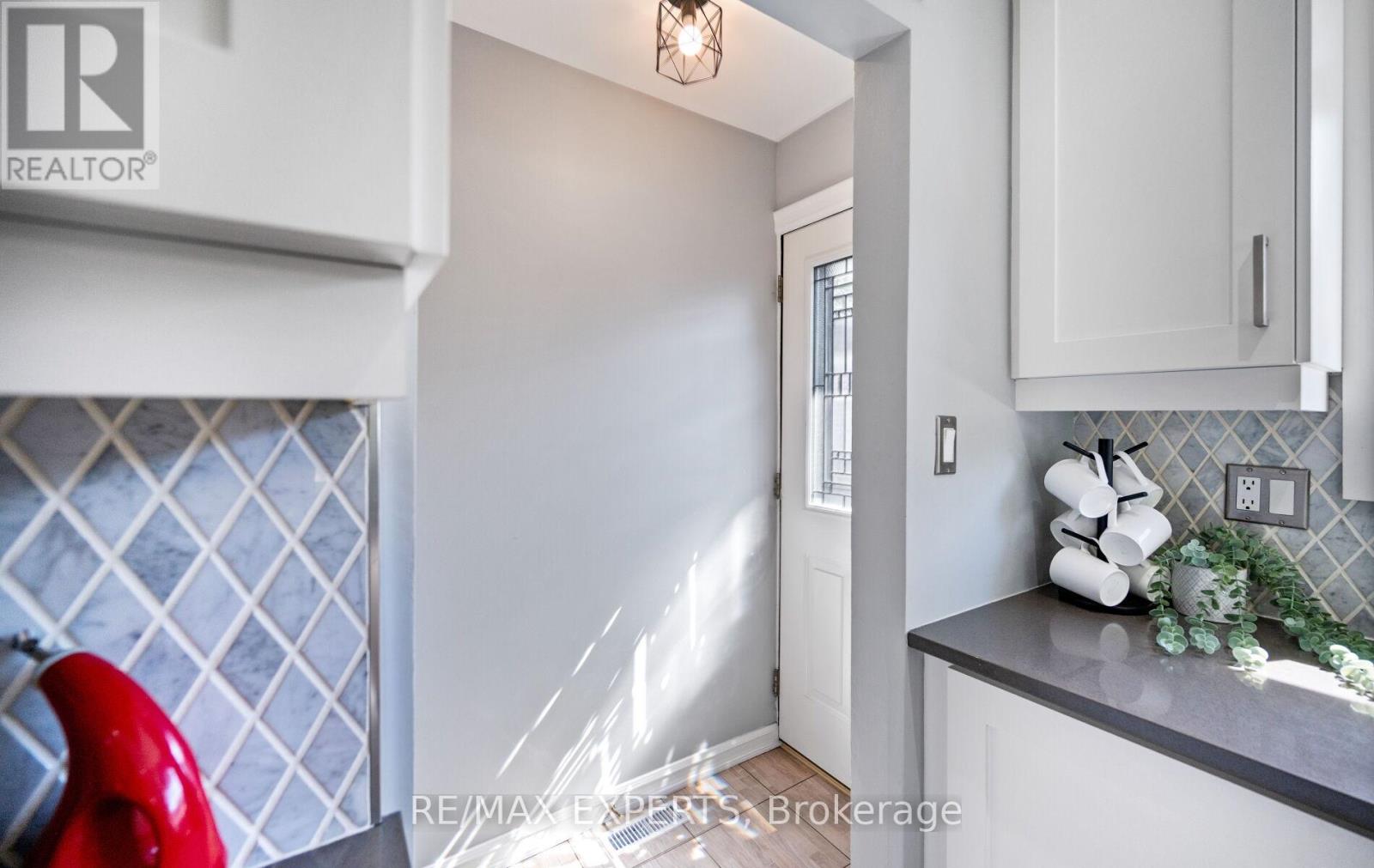 7 Goodwood Road, Brampton, Ontario  L6S 1C4 - Photo 23 - W13203610