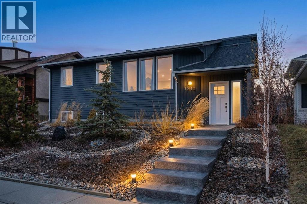 1312 10 Avenue Se, High River, Alberta  T1V 1L4 - Photo 1 - A2294193