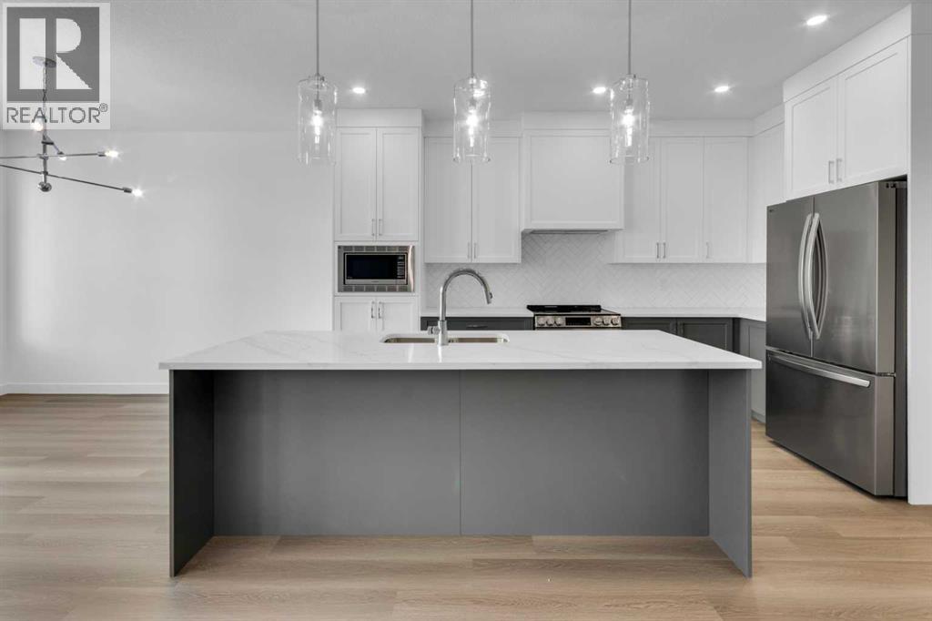 137 Copperhead Road Se, Calgary, Alberta  T2Z 5G9 - Photo 6 - A2304636