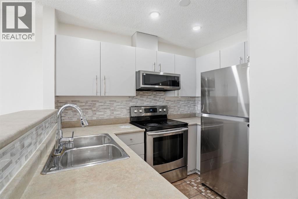 204, 760 Railway Gate SW, Airdrie, Alberta  T4B 3C5 - Photo 15 - A2313705