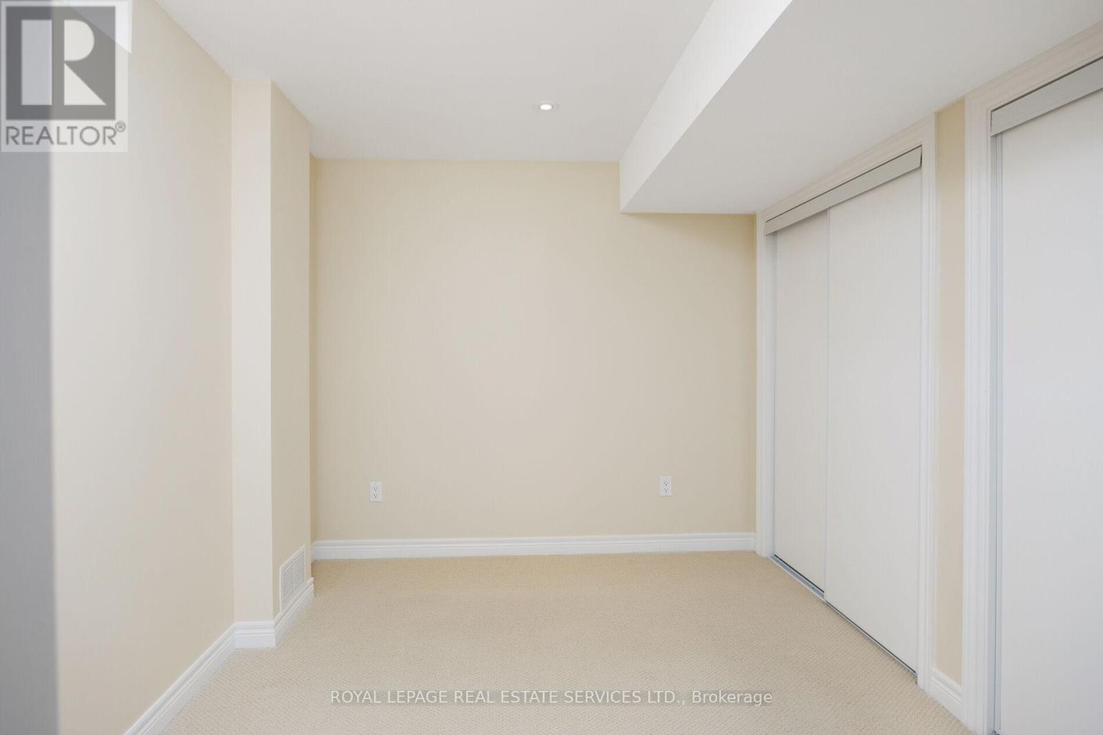 1392 Pinecliff Road, Oakville, Ontario  L6M 3Z1 - Photo 38 - W13158916