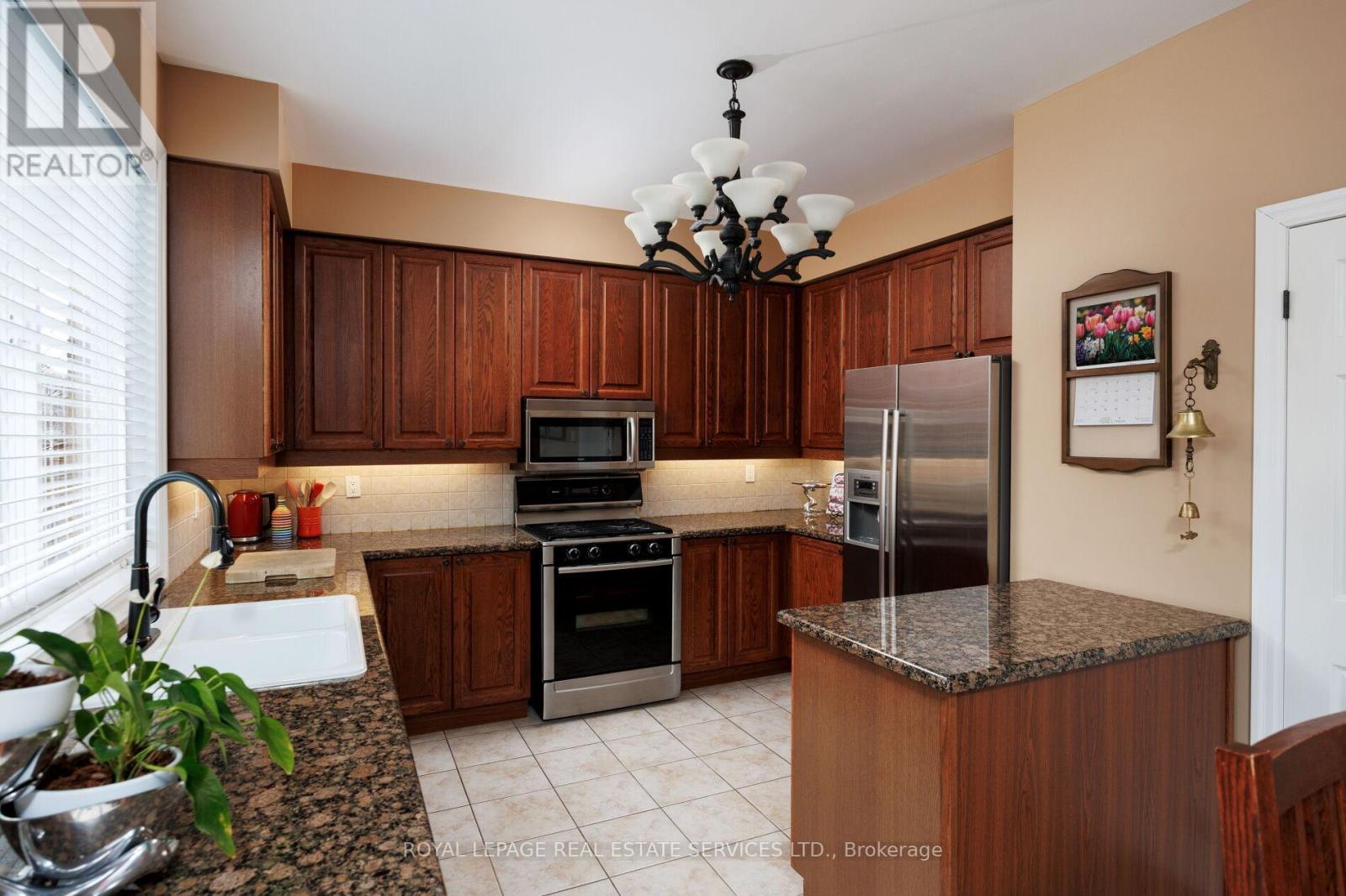 1392 Pinecliff Road, Oakville, Ontario  L6M 3Z1 - Photo 15 - W13158916