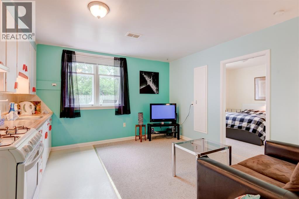 2511 15a Street Sw, Calgary, Alberta  T2T 4B8 - Photo 14 - A2315448