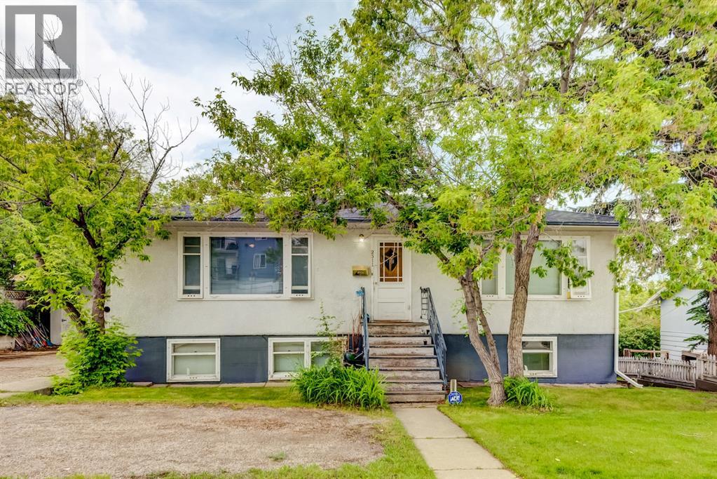 2511 15a Street Sw, Calgary, Alberta  T2T 4B8 - Photo 3 - A2315448