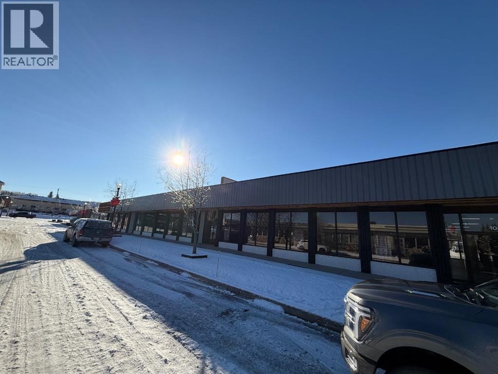 Bay 1, 111 Government Road, Hinton, Alberta  T7V 1B7 - Photo 1 - A2271561